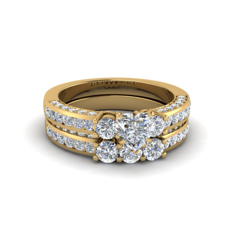 Amira Royal Ring